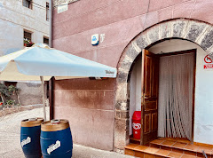 Bar Restaurante" La Chata”