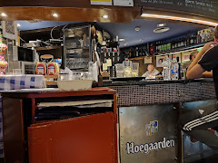 Bar Very