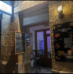 La villa de Haro FCK Freid Chicken King
