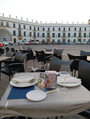 Restaurante gastro-taberna "El Tuta"