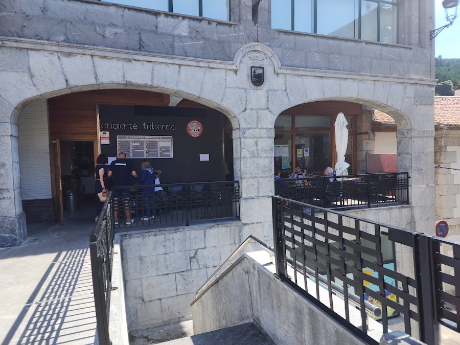Anaiarte Taberna