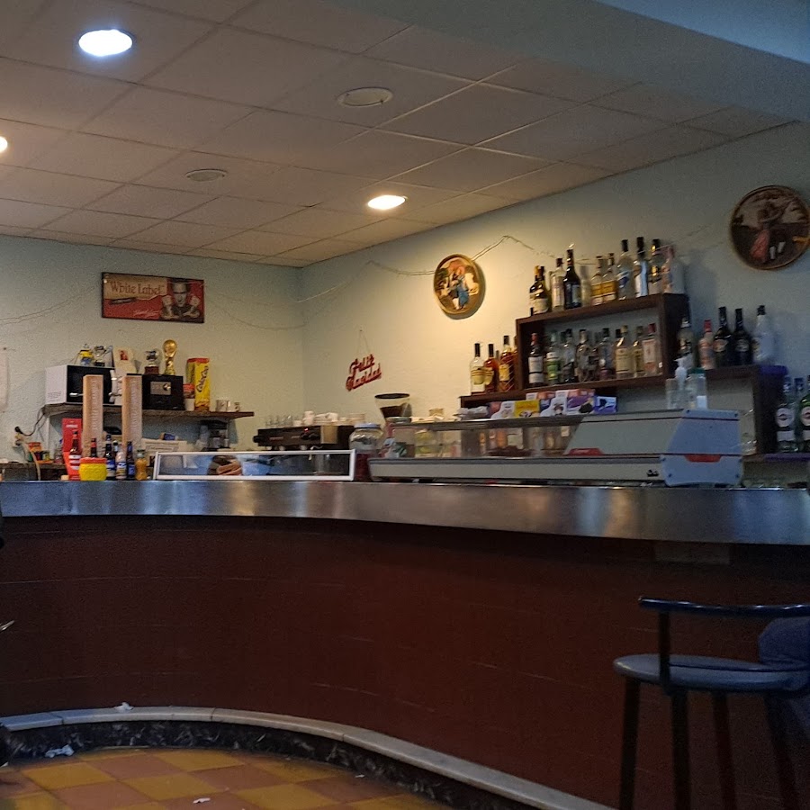 CASINO Encinacorba.