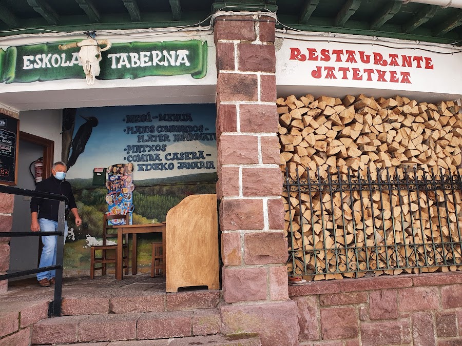 Iratiko Eskola Taberna