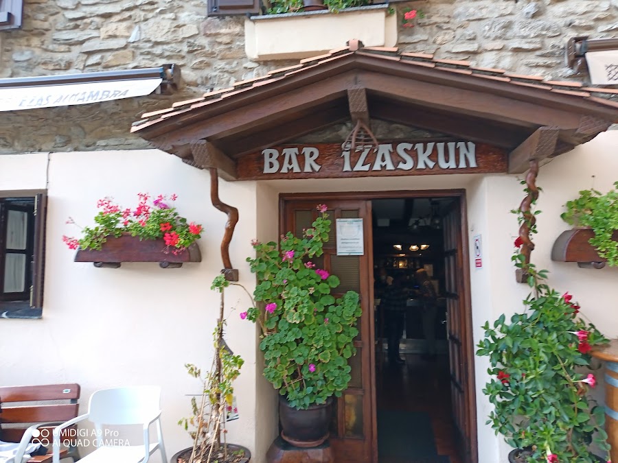 IZASKUN TABERNA