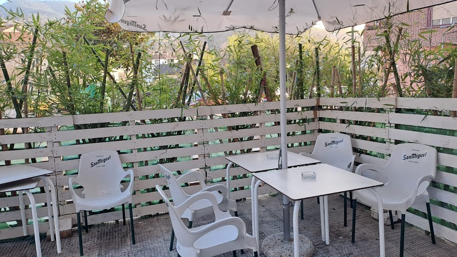 Karobi Bar