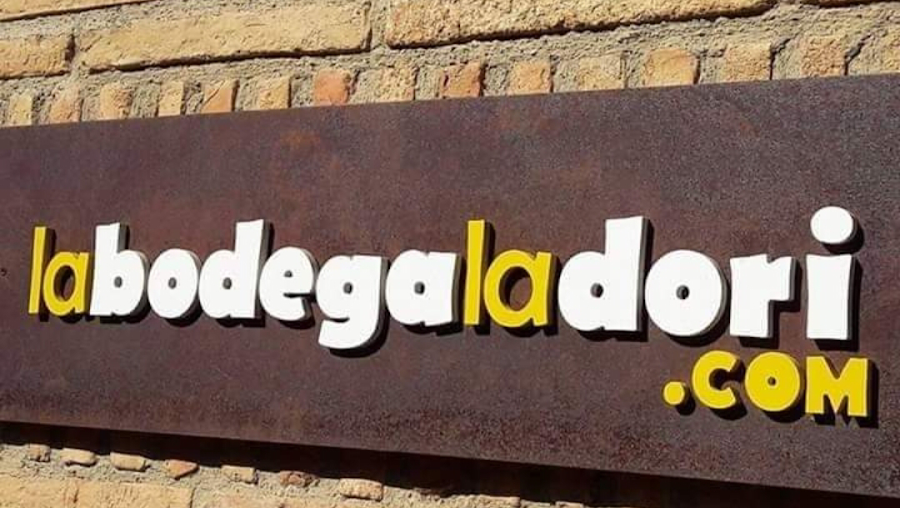 La Bodega La Dori. Horno de leña en Lardero