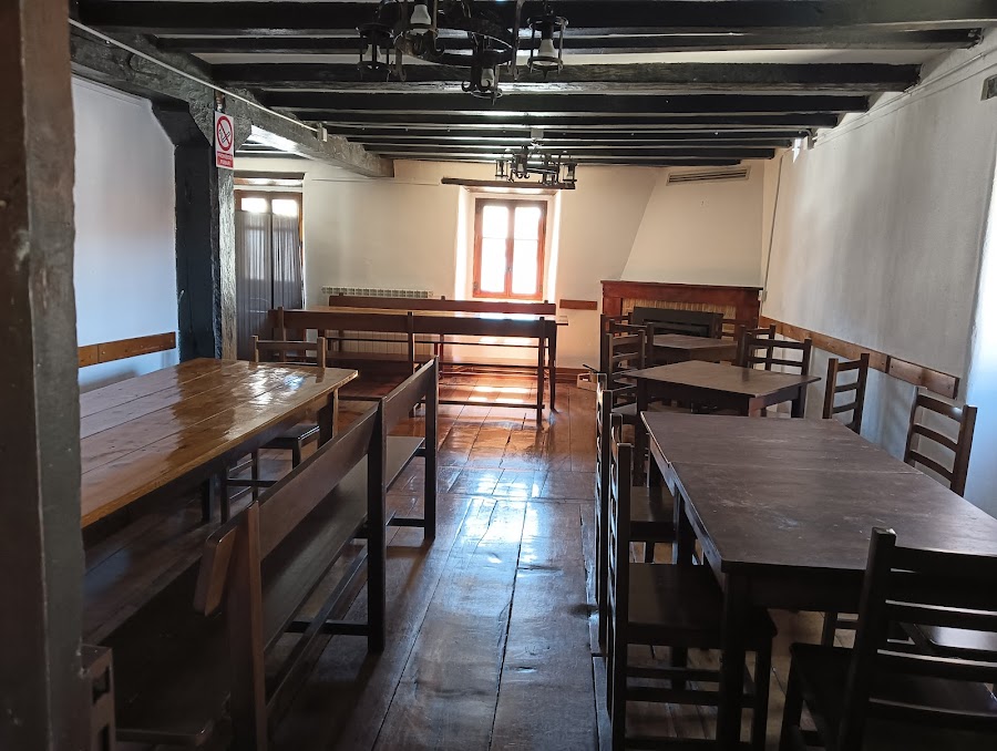 Posada Eugui y Albergue
