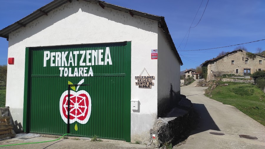 Sidrería PerkatzeneA sagardotegia.