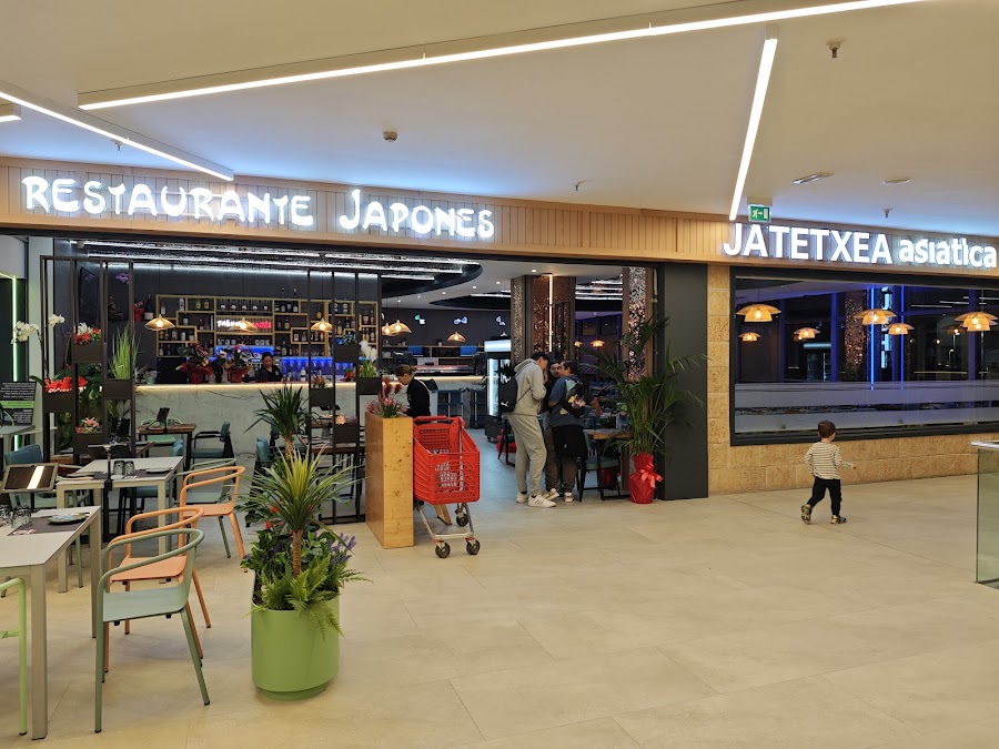 TAKUMA sushi